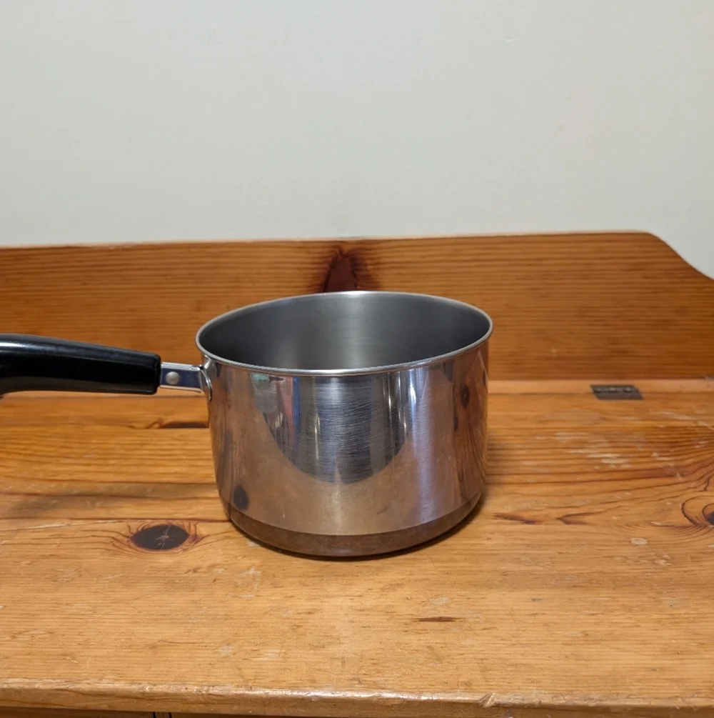 Vintage Revere Ware Copper Bottom Saucepan – 1 Qt – AS-IS